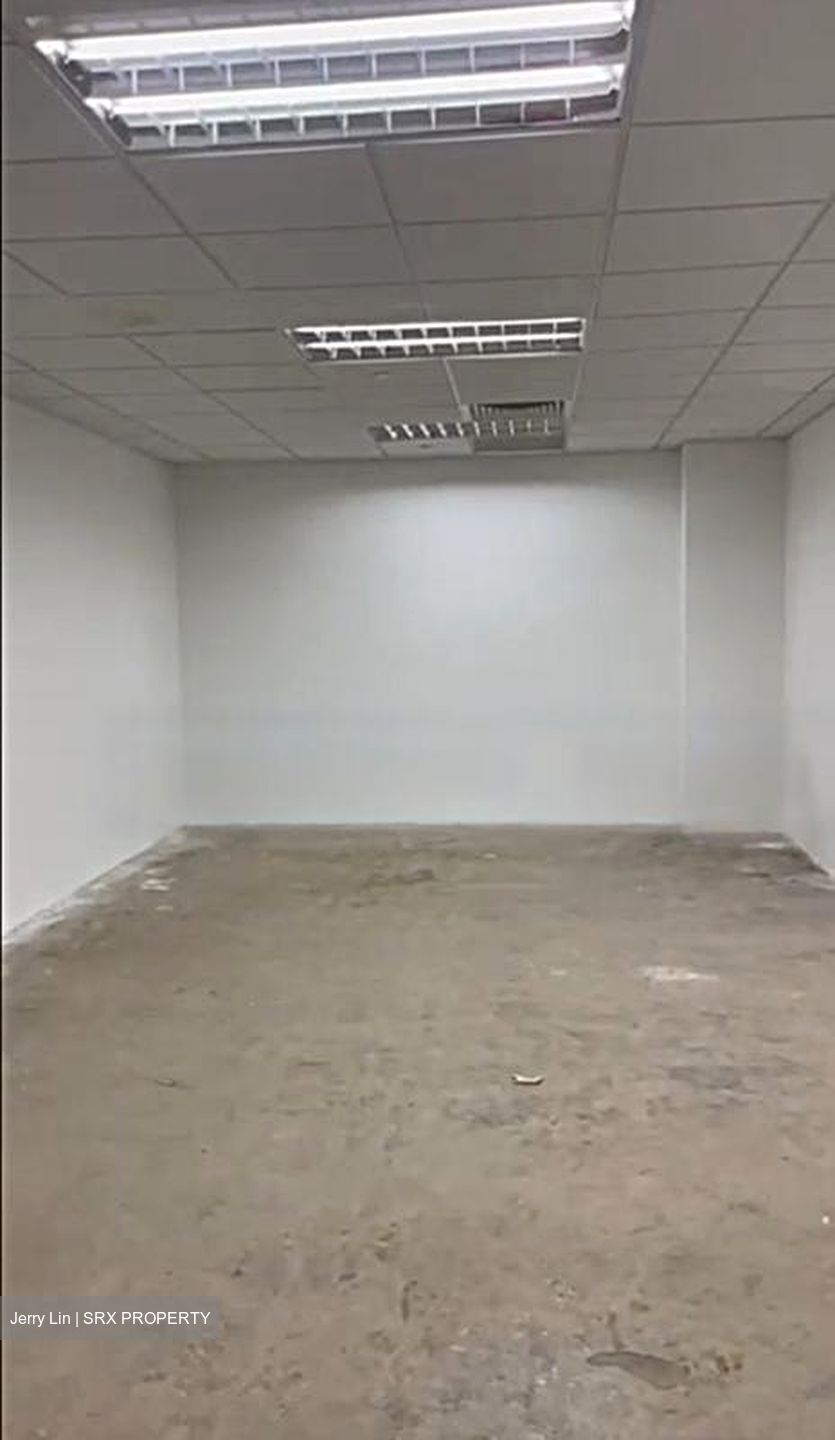 111 Somerset (D9), Office #480463951